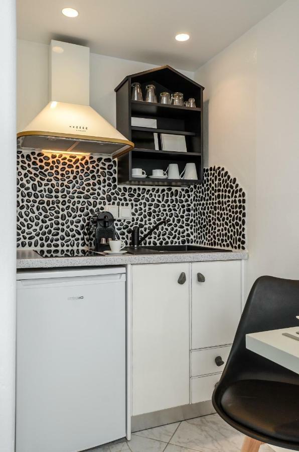 Naxos Evilion Luxury Apartments & Suites Naxos City 外观 照片